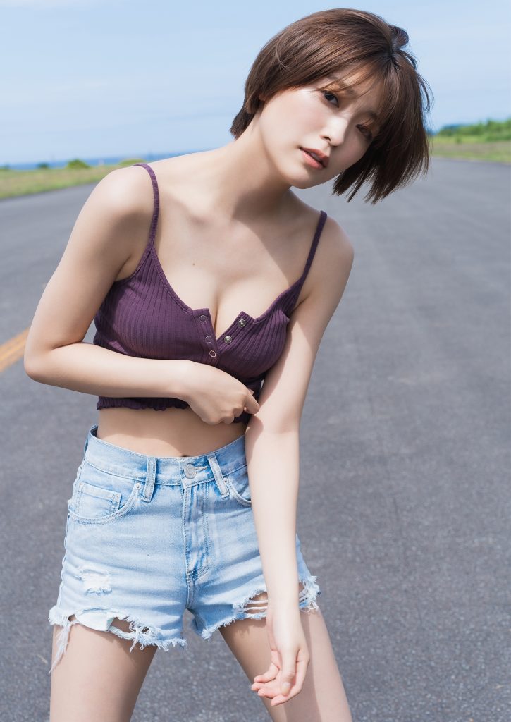 工藤美樱牛仔热裤写真